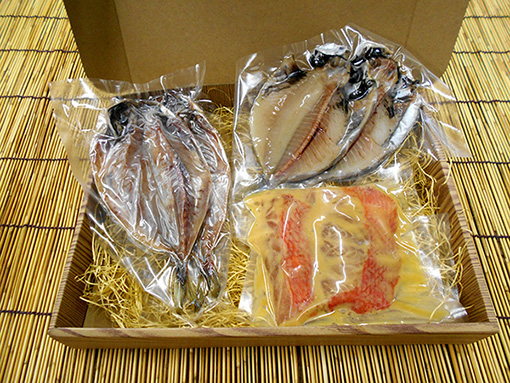 伊豆の干物は山田屋/磯の彩り